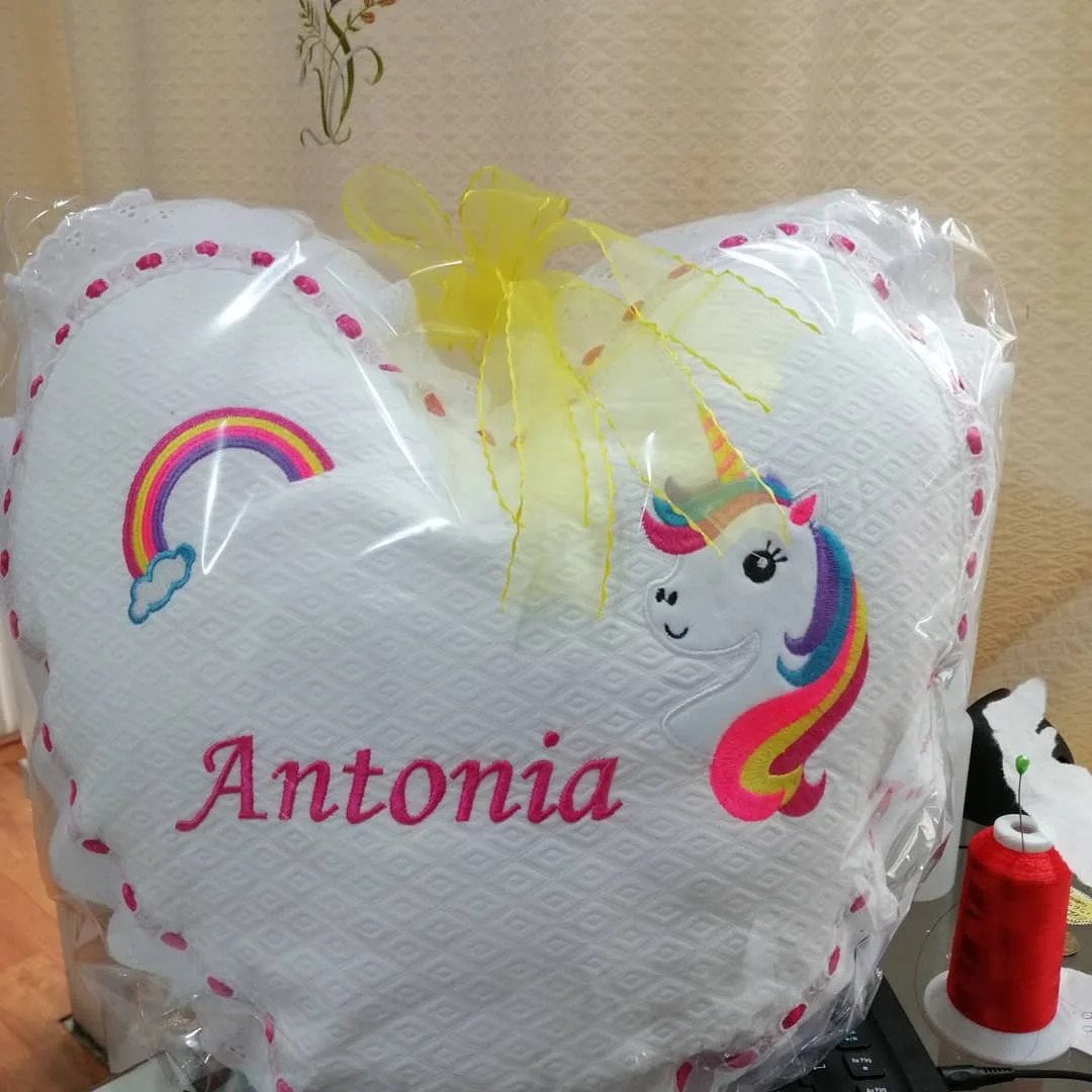 Cojin con Hermoso Diseño Para Pequeña