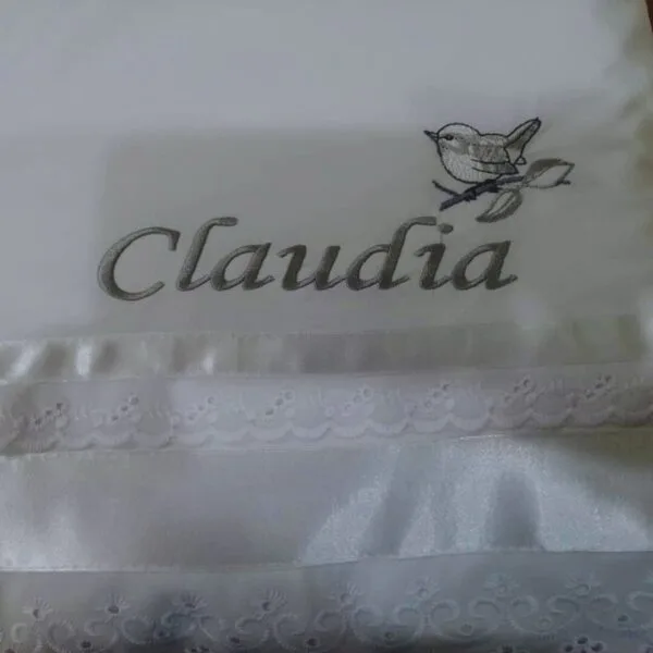Sábanas de Matrimonio con Bordado – Detalle Elegante y Exclusivo