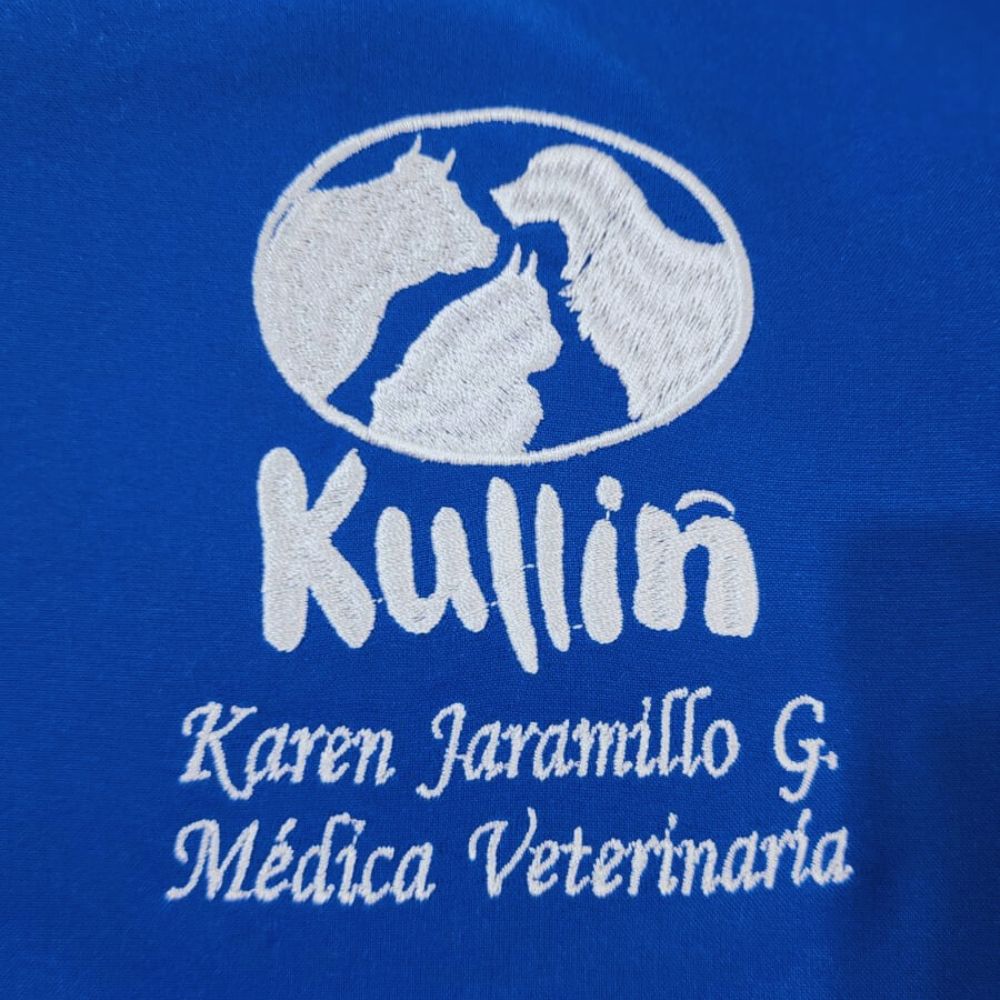 Bordado veterinario Kulliñ con logo y nombre personalizado