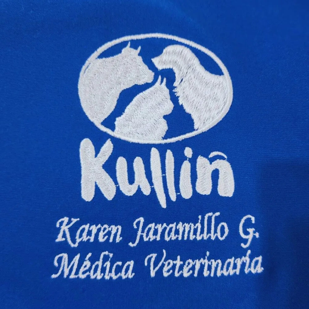 Bordado veterinario Kulliñ con logo y nombre personalizado