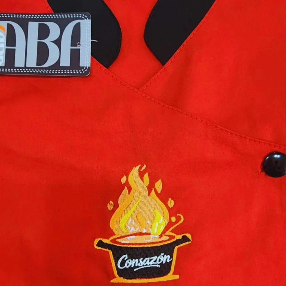 Bordado Uniforme Institucional Logo y Nombre